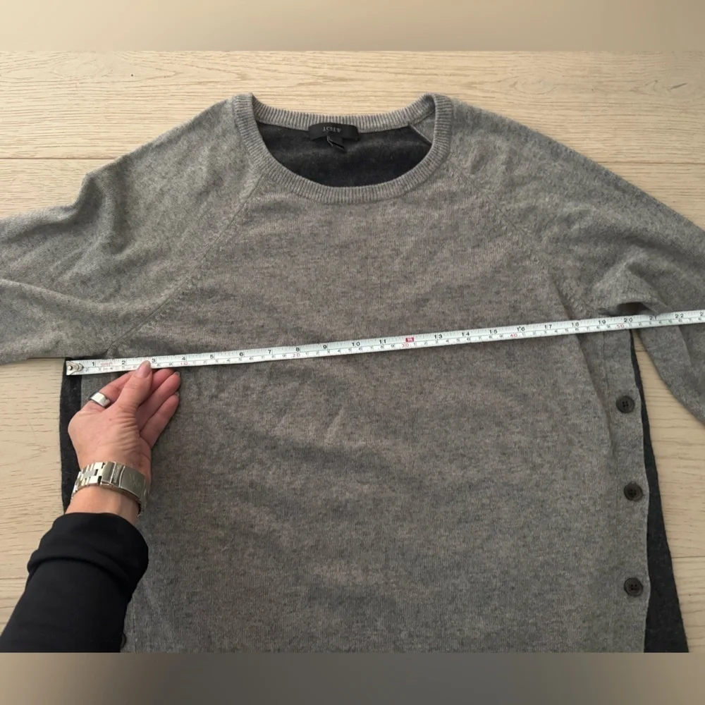 J.Crew Black/Gray color block size L